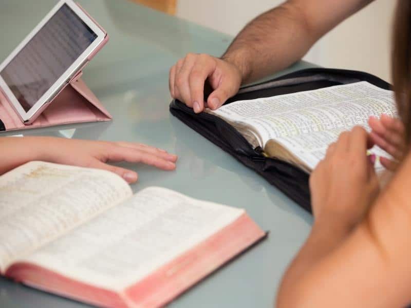 scripture study, reading scriptures